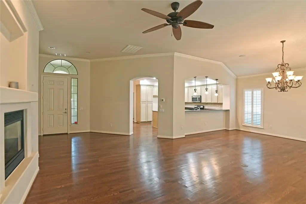 10016 Edmondson Drive Denton TX 76207