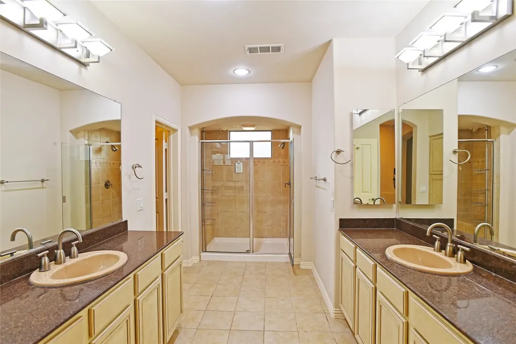 10016 Edmondson Drive Denton TX 76207