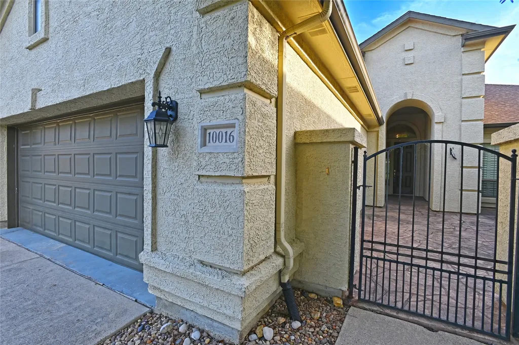 10016 Edmondson Drive Denton TX 76207