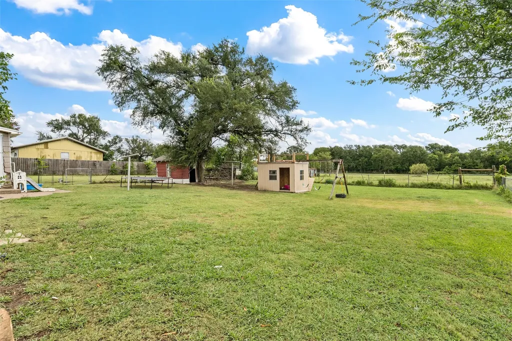 309 S Fairpark Street Riesel TX 76682
