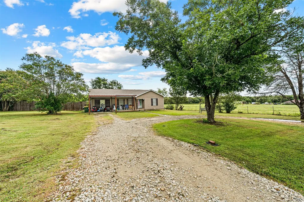 309 S Fairpark Street Riesel TX 76682