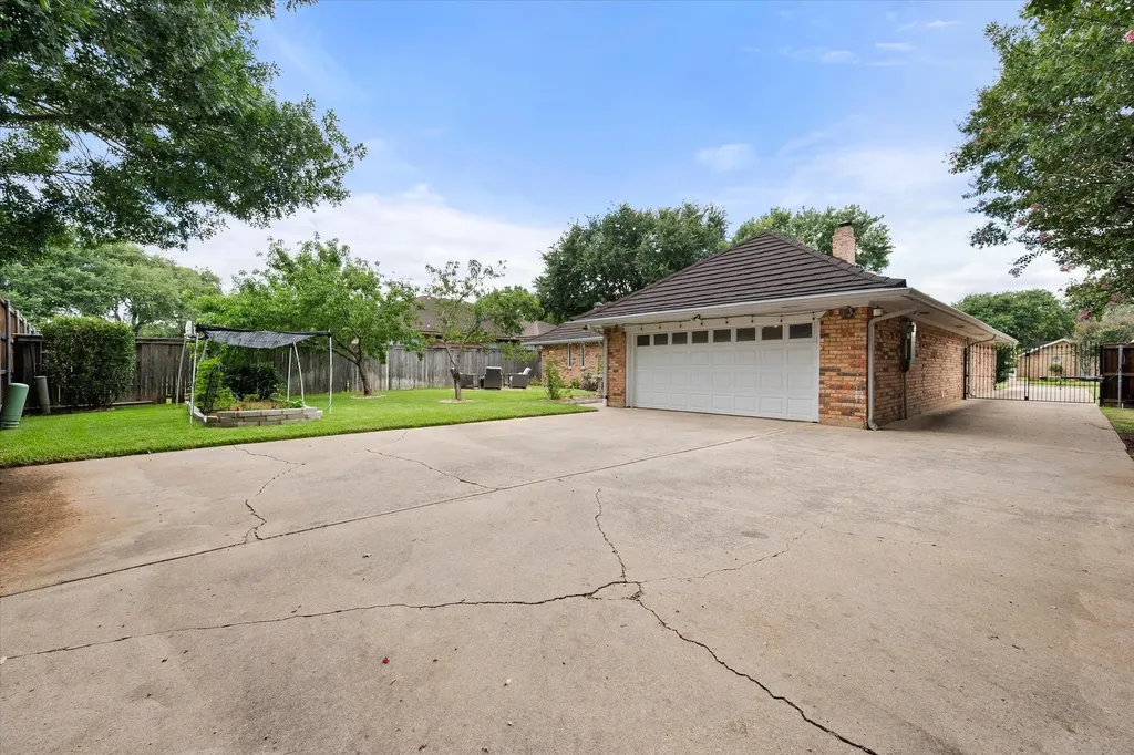 2603 Rivercrest Drive Arlington TX 76006