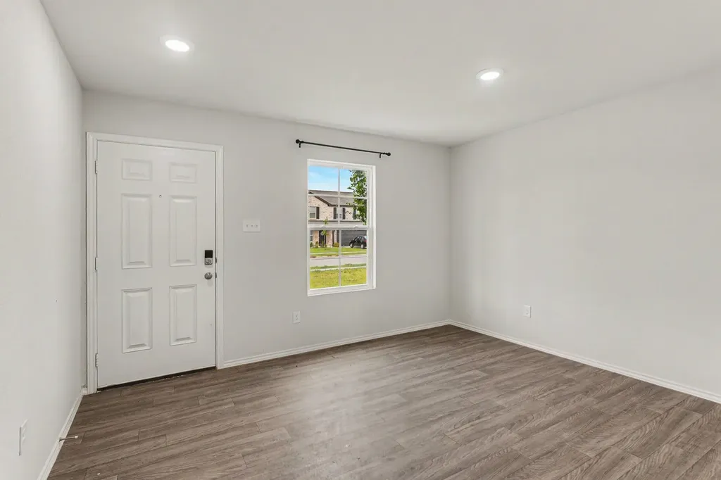 123 Cooper Drive Cleburne TX 76031