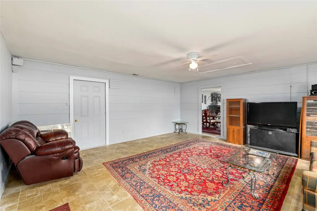 908 W 2nd Street Coleman TX 76834