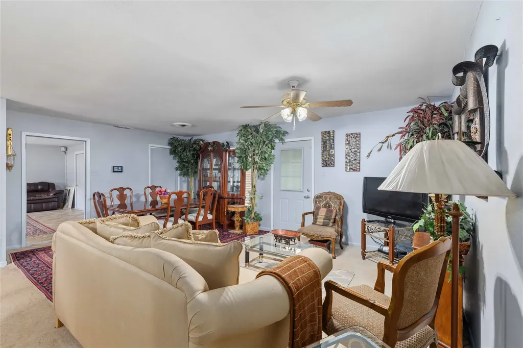 908 W 2nd Street Coleman TX 76834