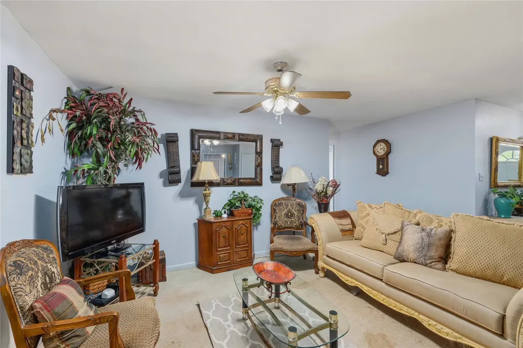 908 W 2nd Street Coleman TX 76834