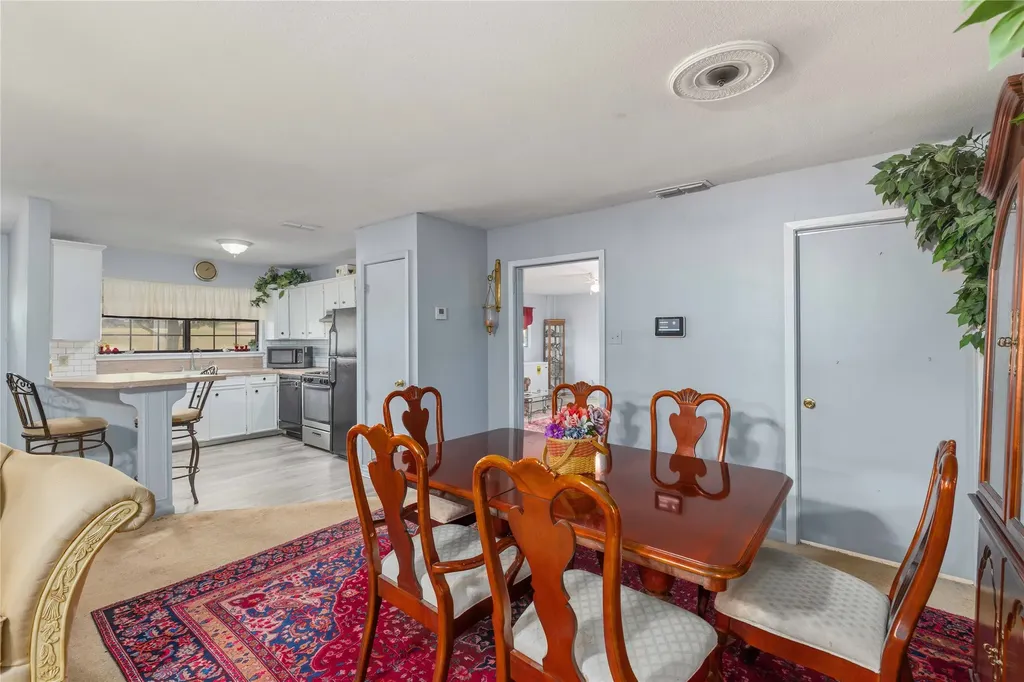 908 W 2nd Street Coleman TX 76834