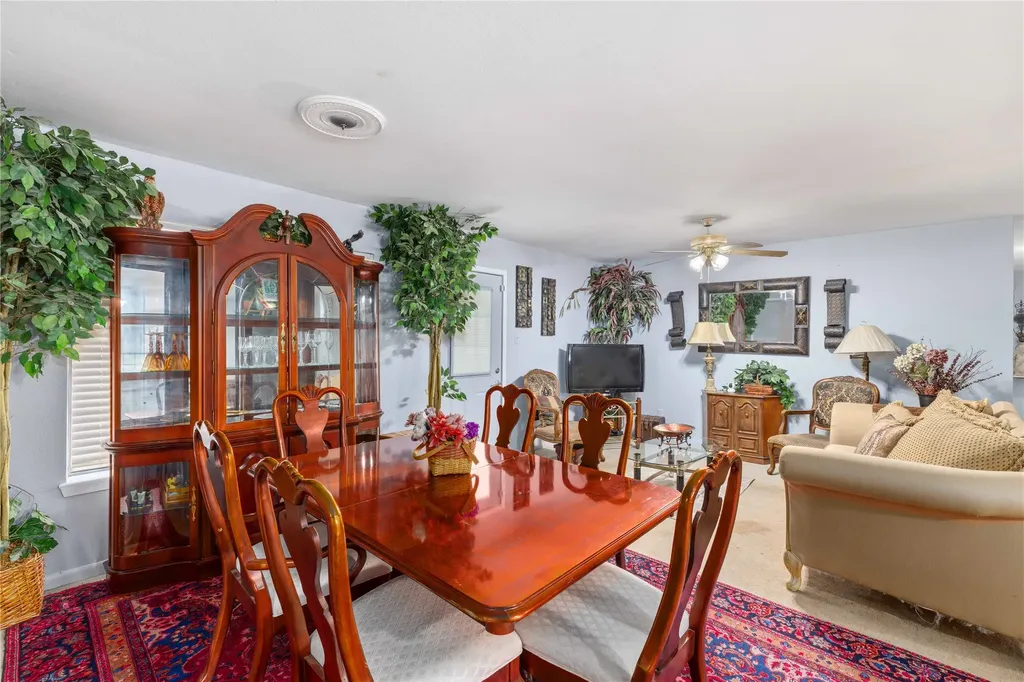 908 W 2nd Street Coleman TX 76834