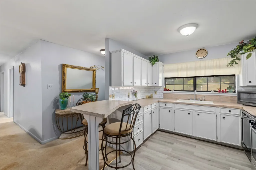 908 W 2nd Street Coleman TX 76834