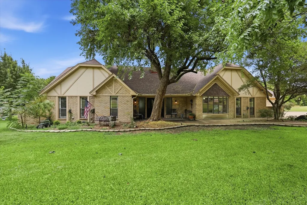 334 N Maxwell Creek Road Murphy TX 75094