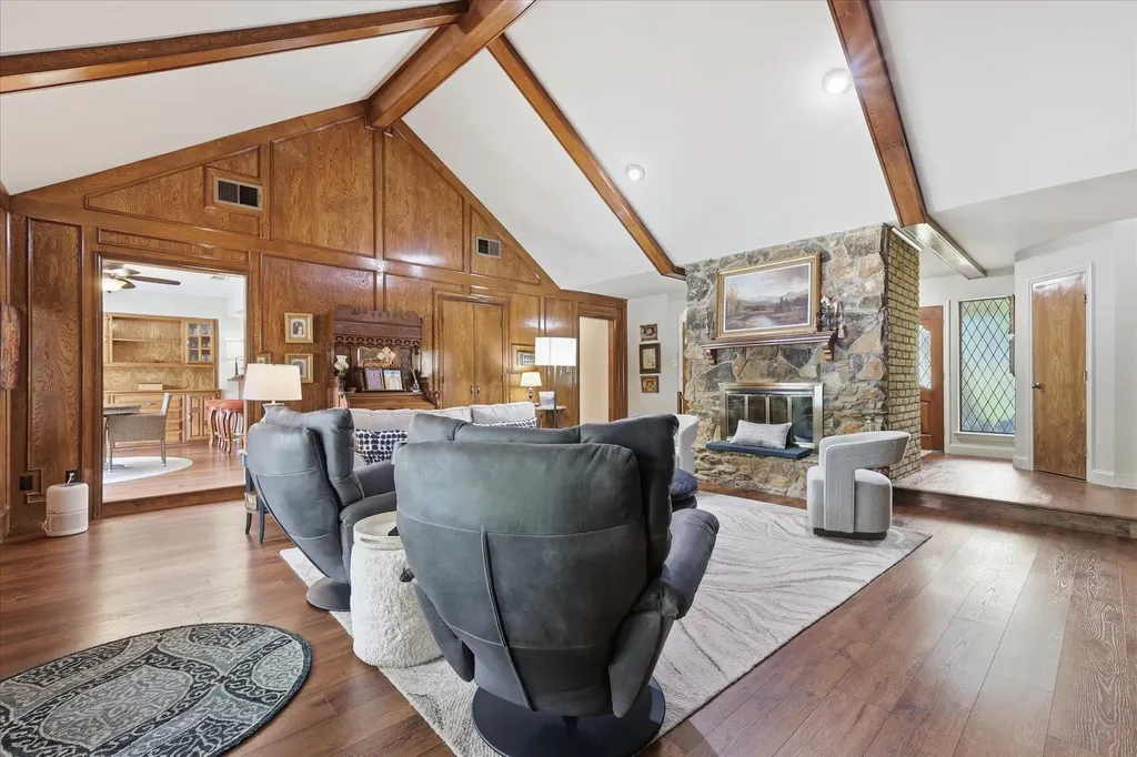 334 N Maxwell Creek Road Murphy TX 75094