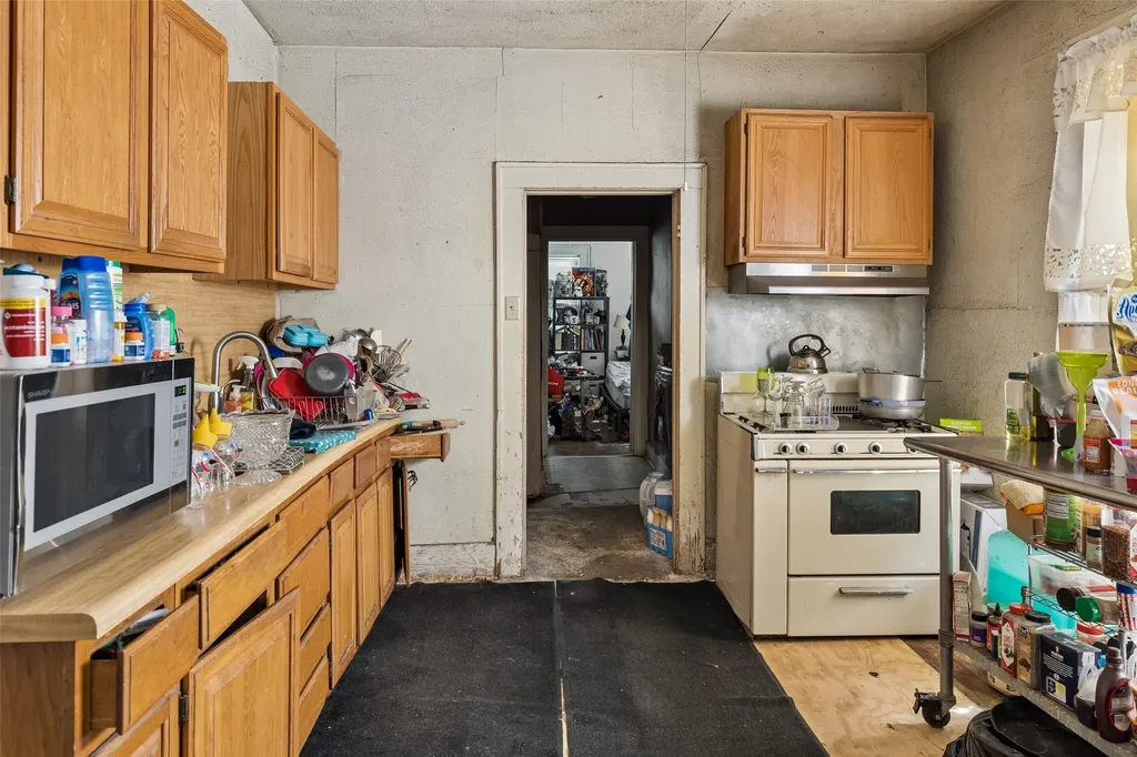 5938 Llano Avenue Dallas TX 75206