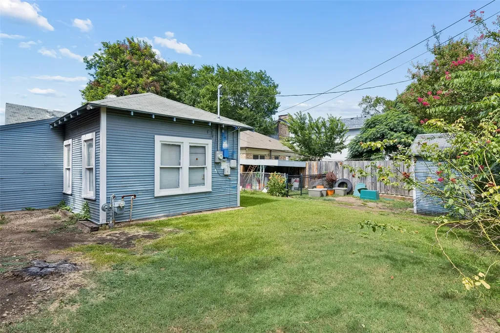 5938 Llano Avenue Dallas TX 75206