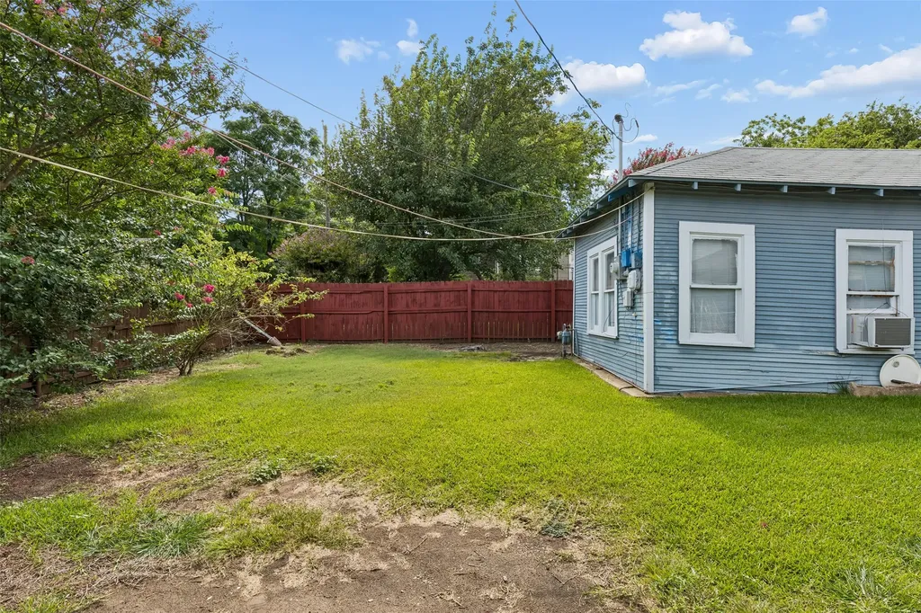 5938 Llano Avenue Dallas TX 75206