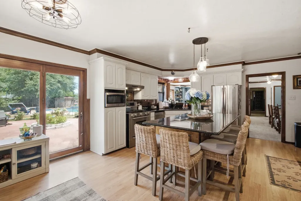 904 W Belknap Street Jacksboro TX 76458