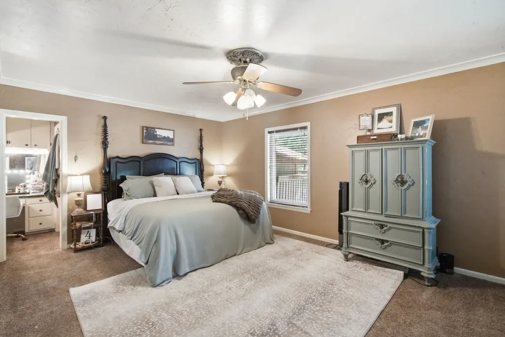 904 W Belknap Street Jacksboro TX 76458