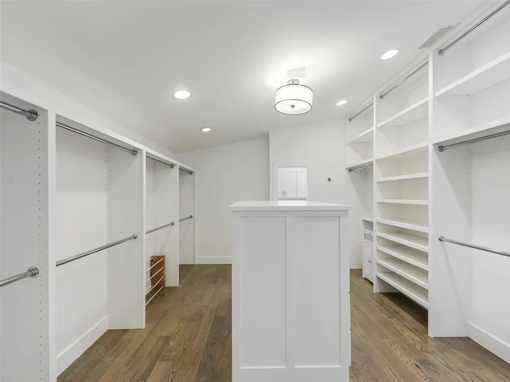 4139 Allencrest Lane Dallas TX 75244