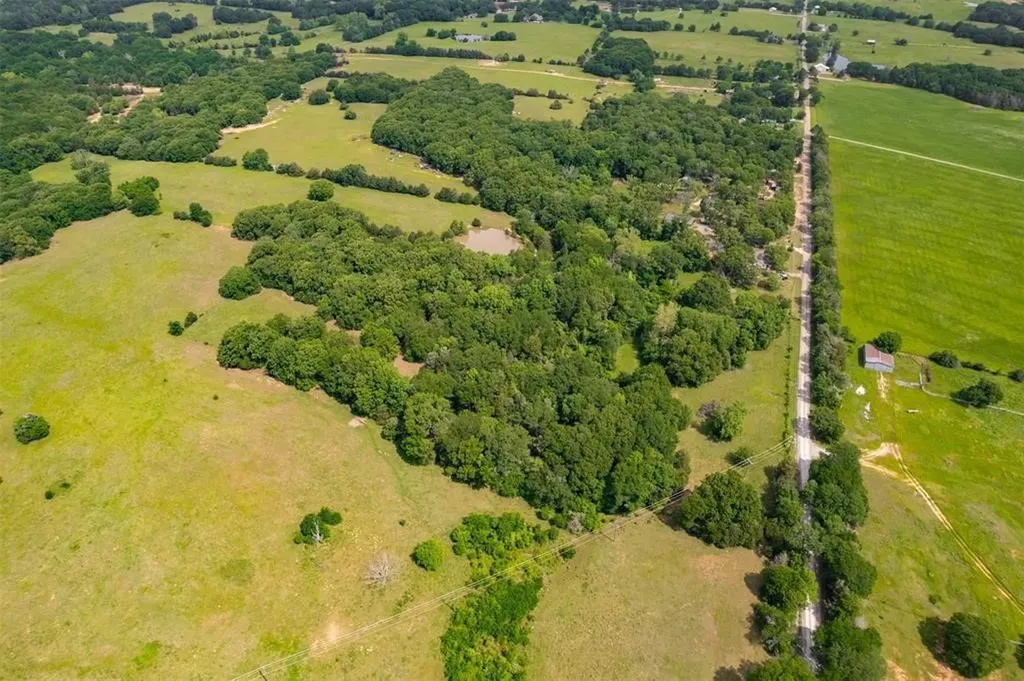 6111 County Road 2610. Bonham TX 75418