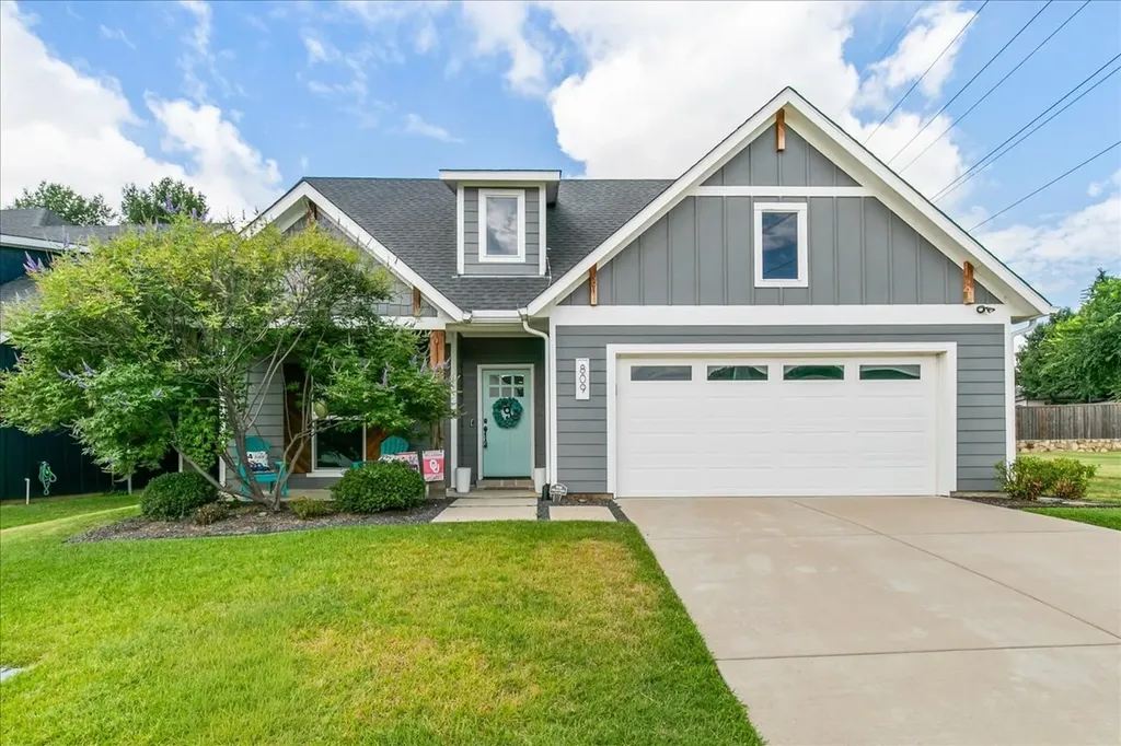 809 Meadow Bend Loop S Grapevine TX 76051