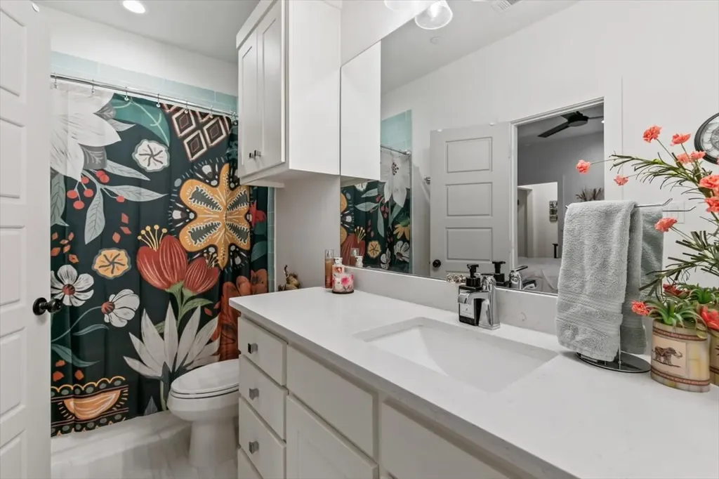 809 Meadow Bend Loop S Grapevine TX 76051