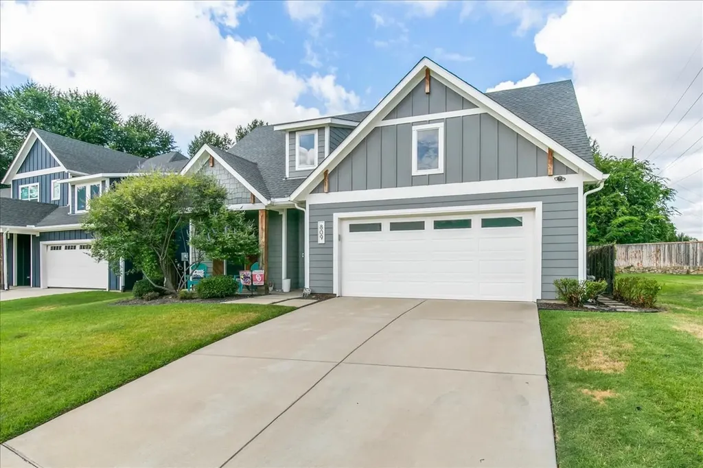 809 Meadow Bend Loop S Grapevine TX 76051