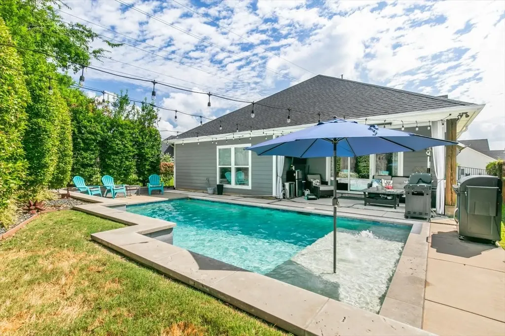 809 Meadow Bend Loop S Grapevine TX 76051