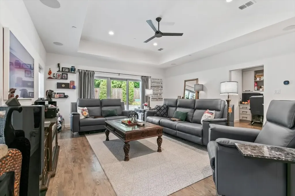 809 Meadow Bend Loop S Grapevine TX 76051