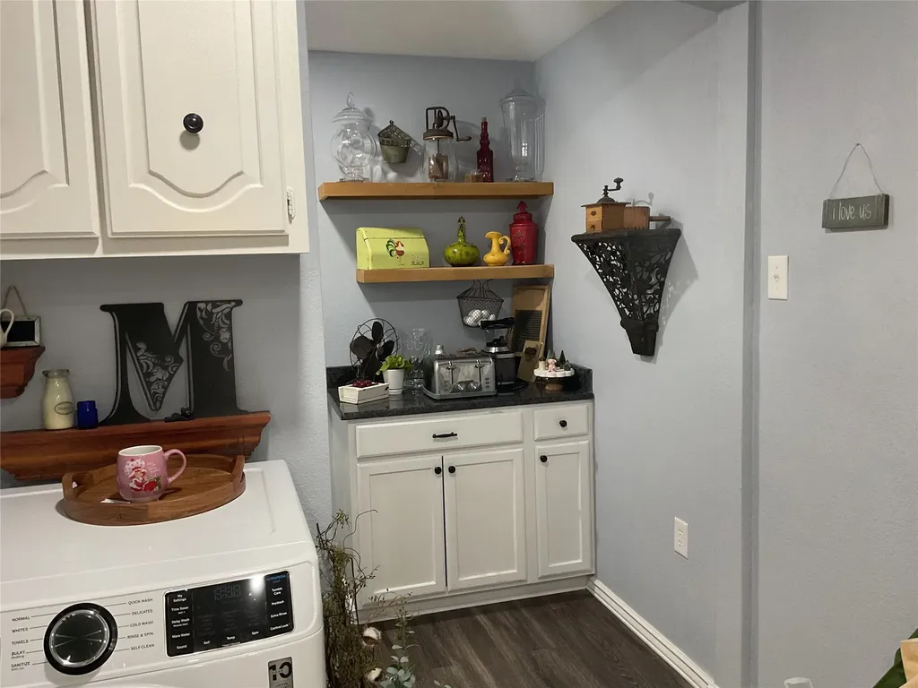 341 Cedarwood Lane Hewitt TX 76643