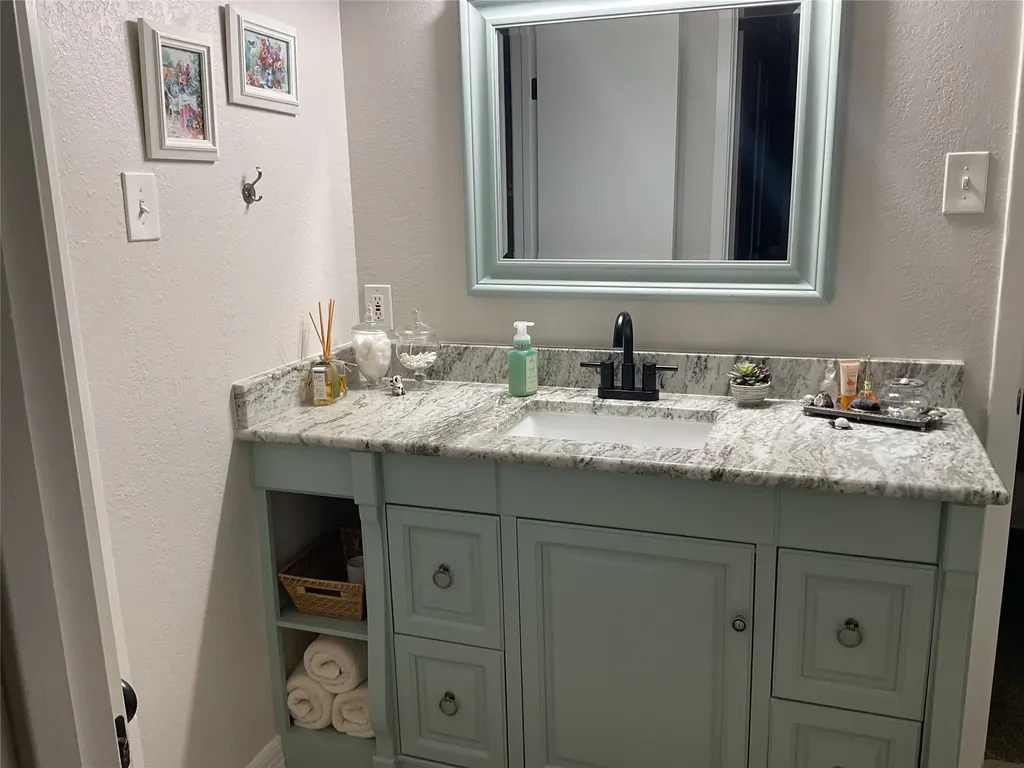 341 Cedarwood Lane Hewitt TX 76643
