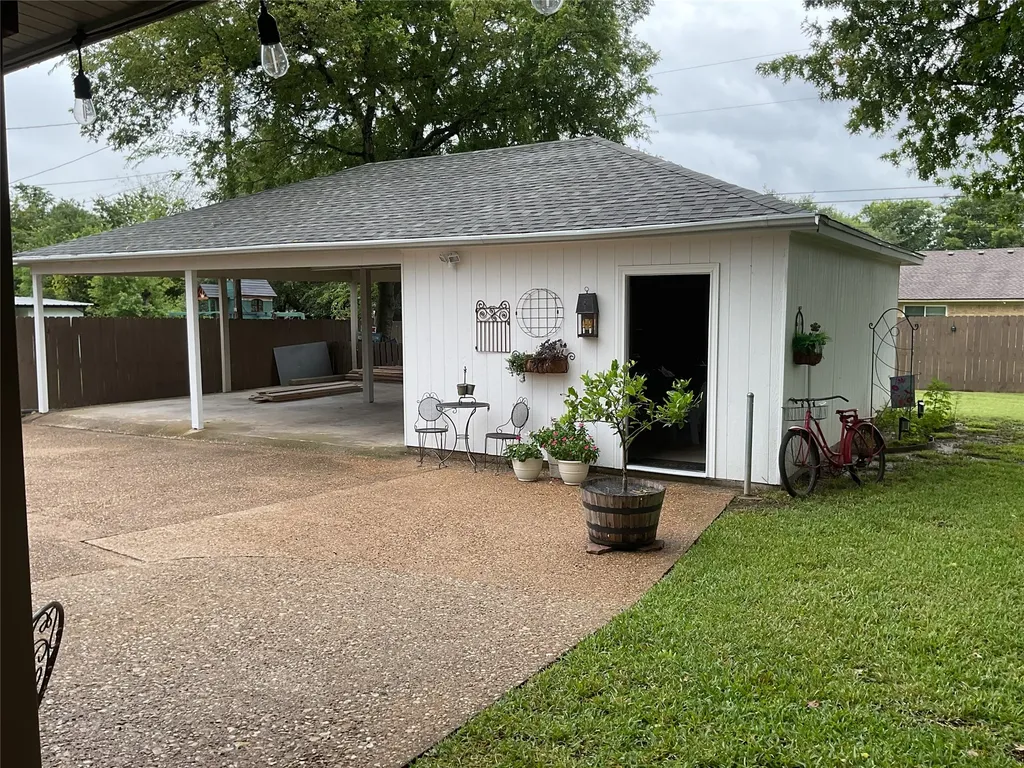 341 Cedarwood Lane Hewitt TX 76643