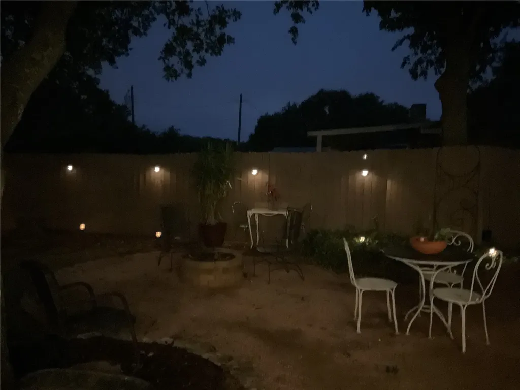 341 Cedarwood Lane Hewitt TX 76643