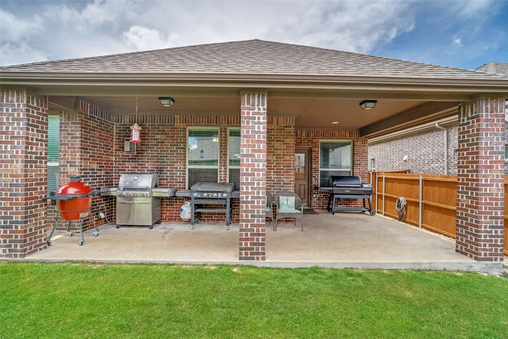 14825 Brettridge Drive Aledo TX 76008