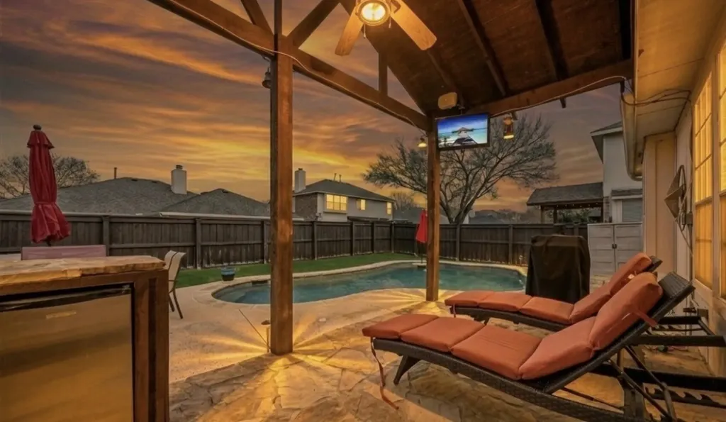 3103 Mason Avenue Corinth TX 76210
