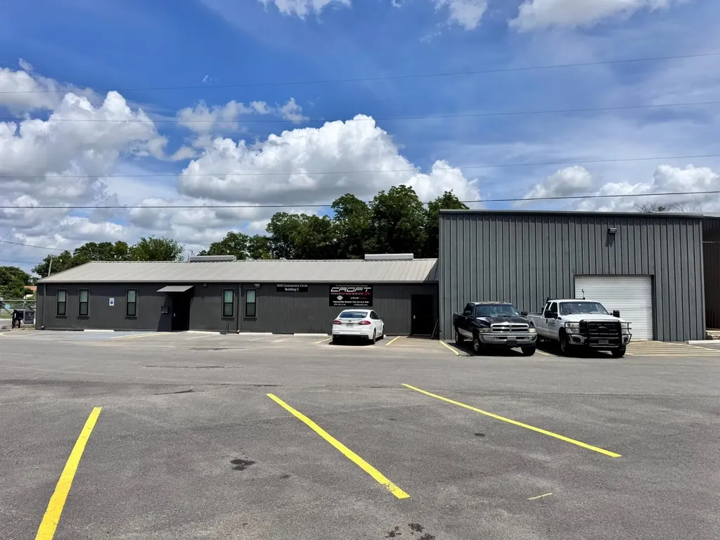1010 Contractor Circle Bossier City LA 71111