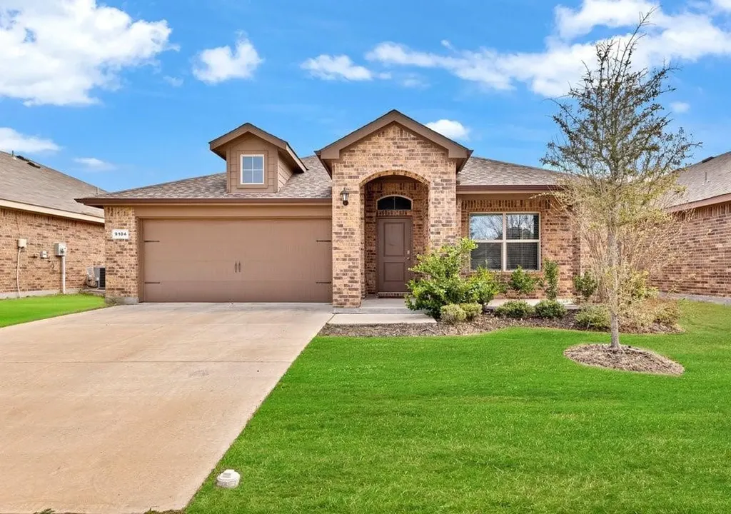 9104 Herringbone Drive Fort Worth TX 76131