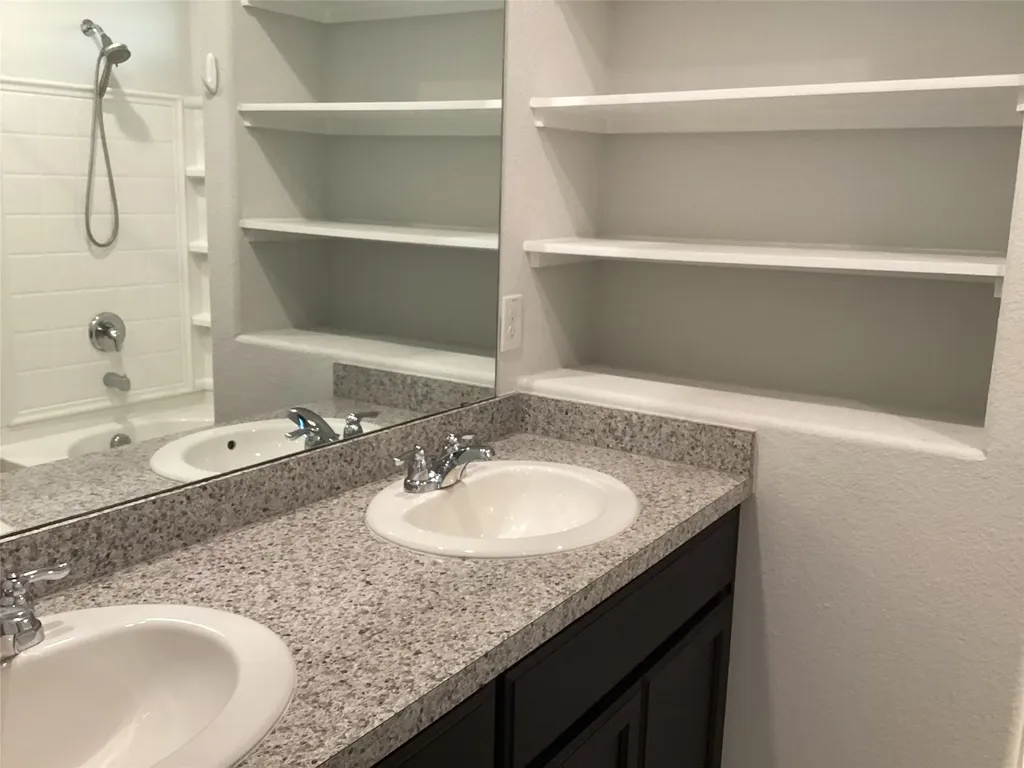 9104 Herringbone Drive Fort Worth TX 76131