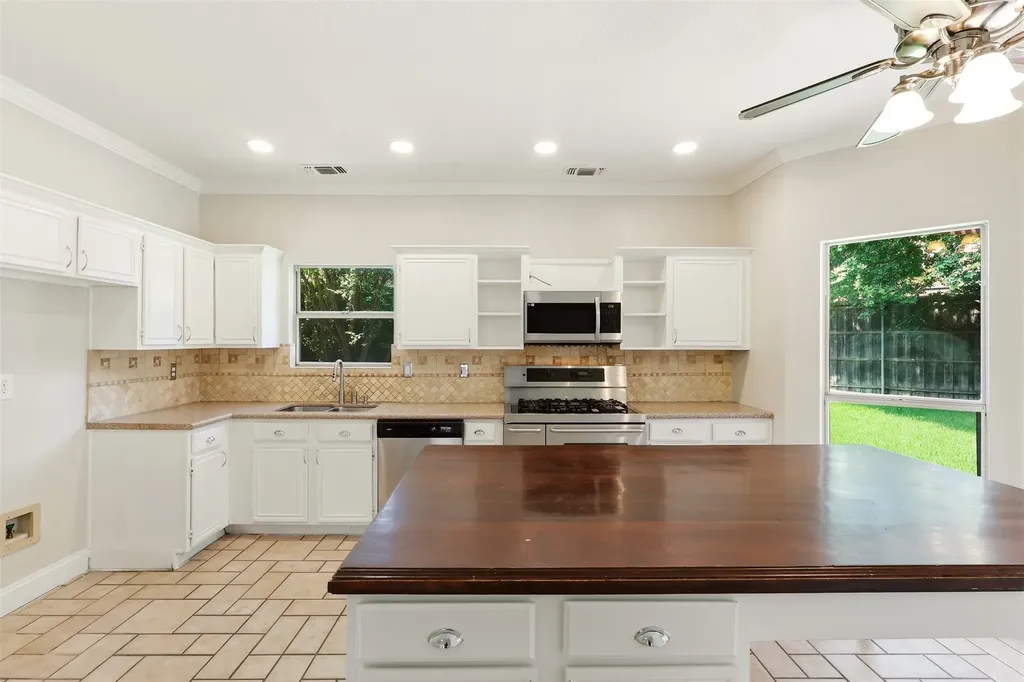 1517 Lodengreen Court Plano TX 75023