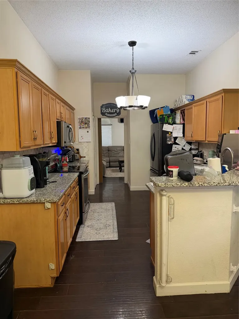 1137 Robin Circle Midlothian TX 76065