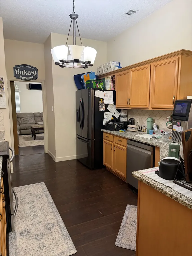 1137 Robin Circle Midlothian TX 76065