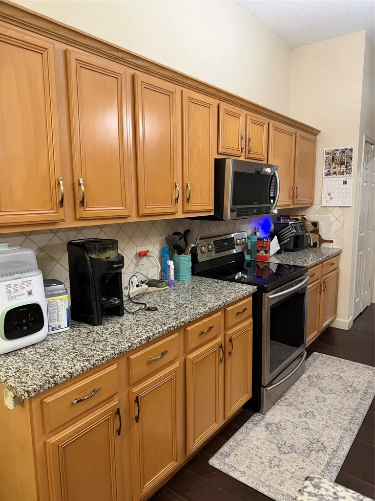 1137 Robin Circle Midlothian TX 76065