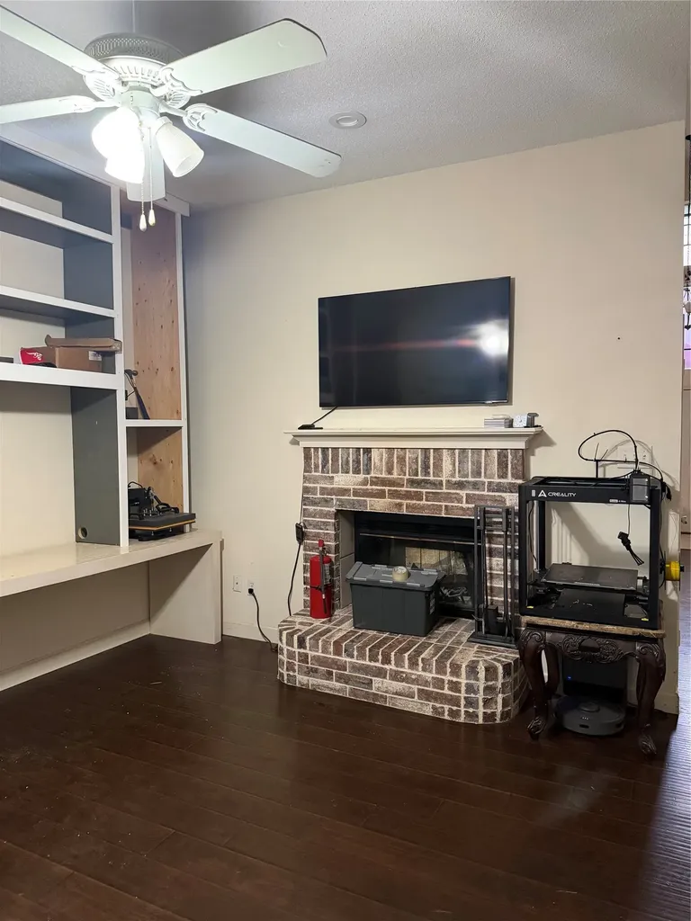 1137 Robin Circle Midlothian TX 76065