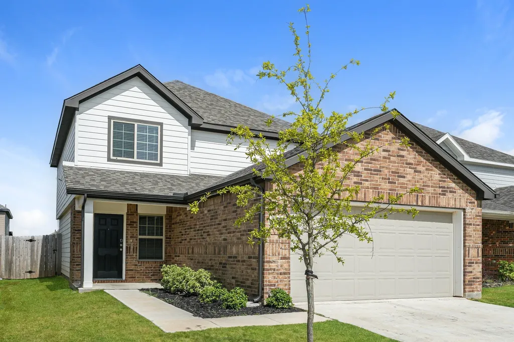 506 Sussex Place Everman TX 76140