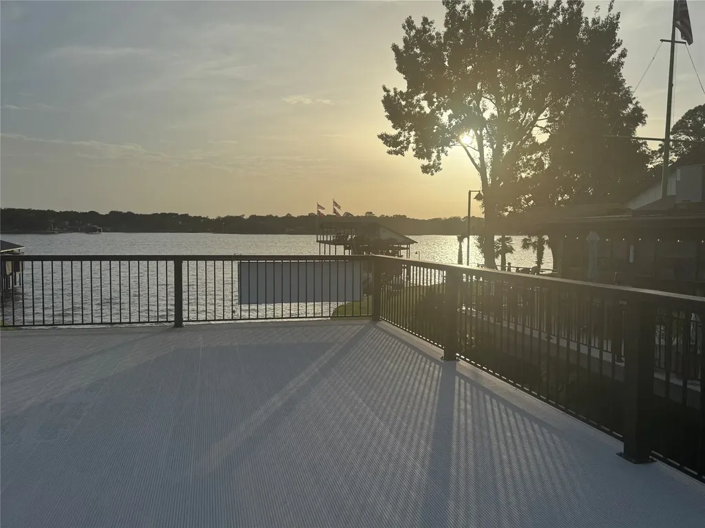 18251 Rocky Point Run Mabank TX 75156
