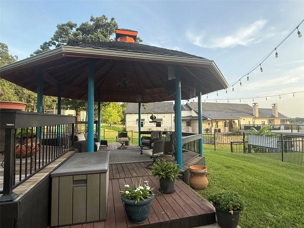 18251 Rocky Point Run Mabank TX 75156