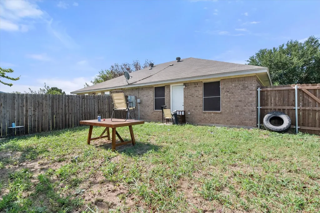 301 Schumacher Drive Burleson TX 76028