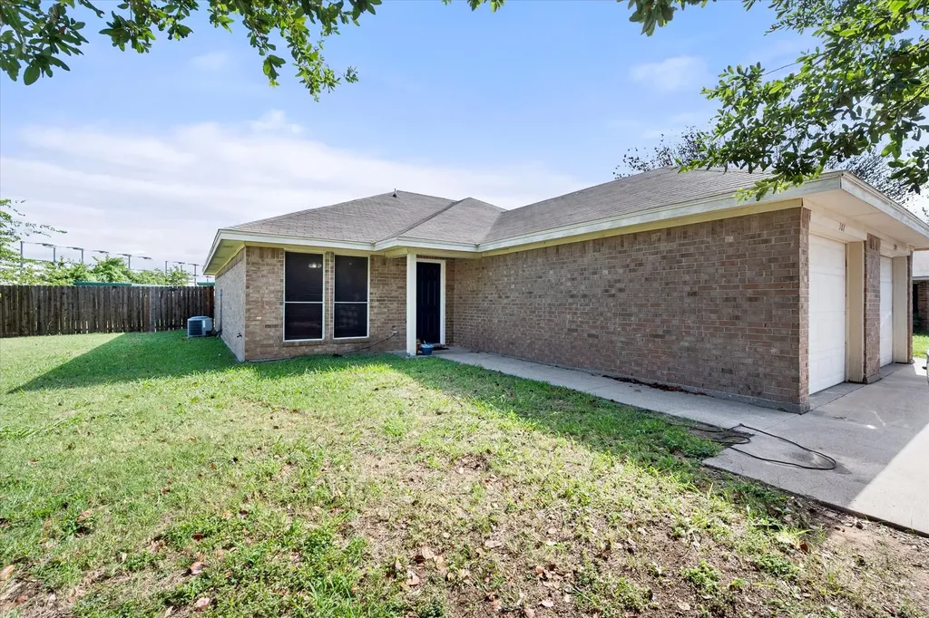 301 Schumacher Drive Burleson TX 76028