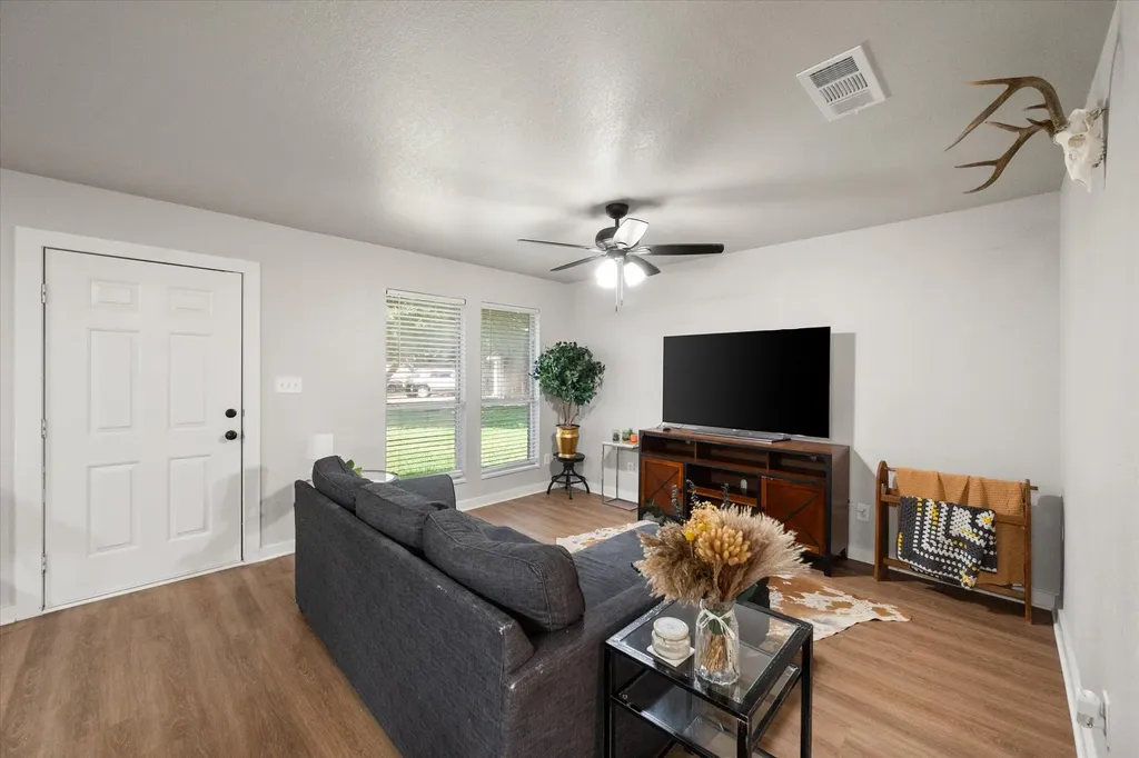 301 Schumacher Drive Burleson TX 76028