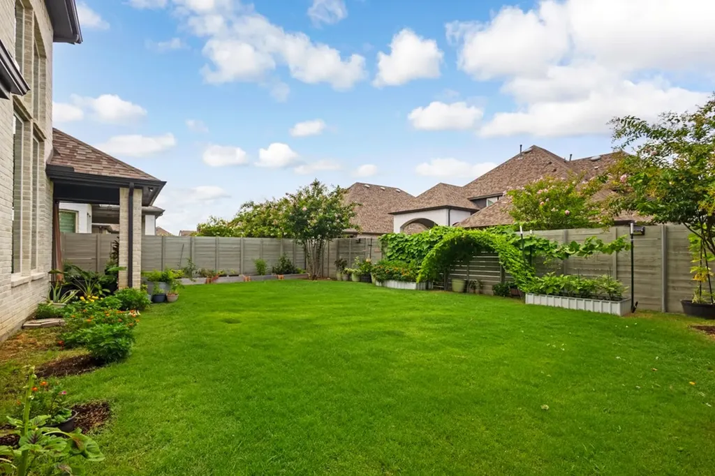1208 16th Street Argyle TX 76226