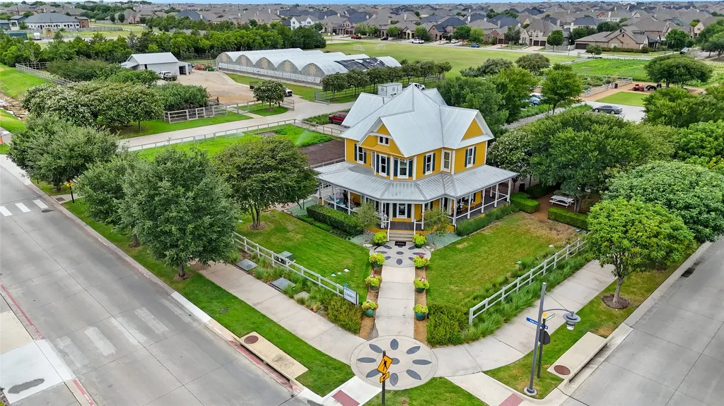 1208 16th Street Argyle TX 76226