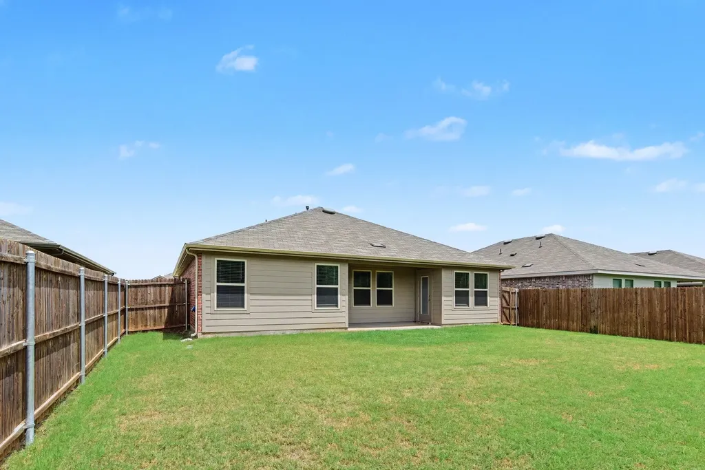 217 Red Stream Way Caddo Mills TX 75135